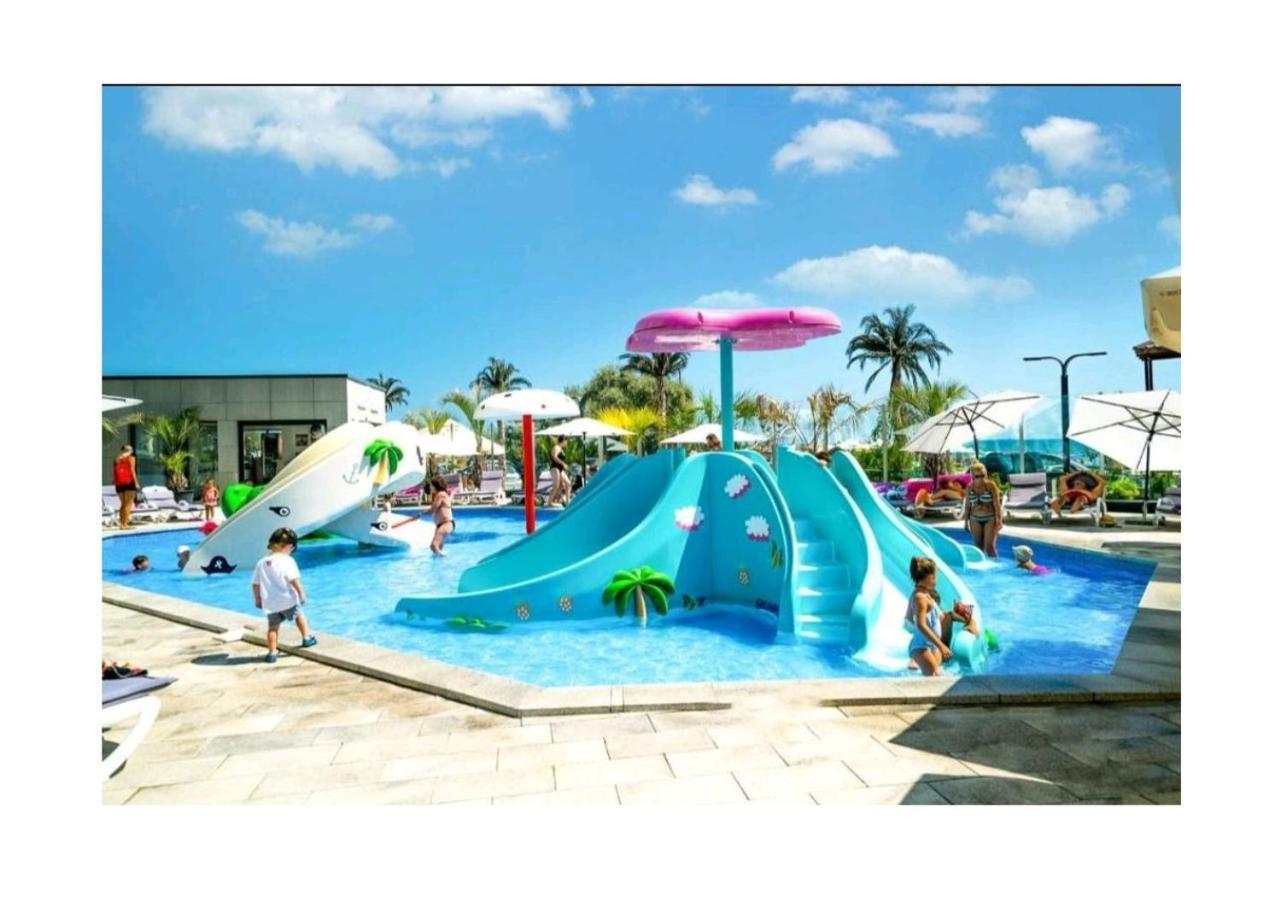 Eka Studio - Pool & Spa Beach Resort Năvodari المظهر الخارجي الصورة