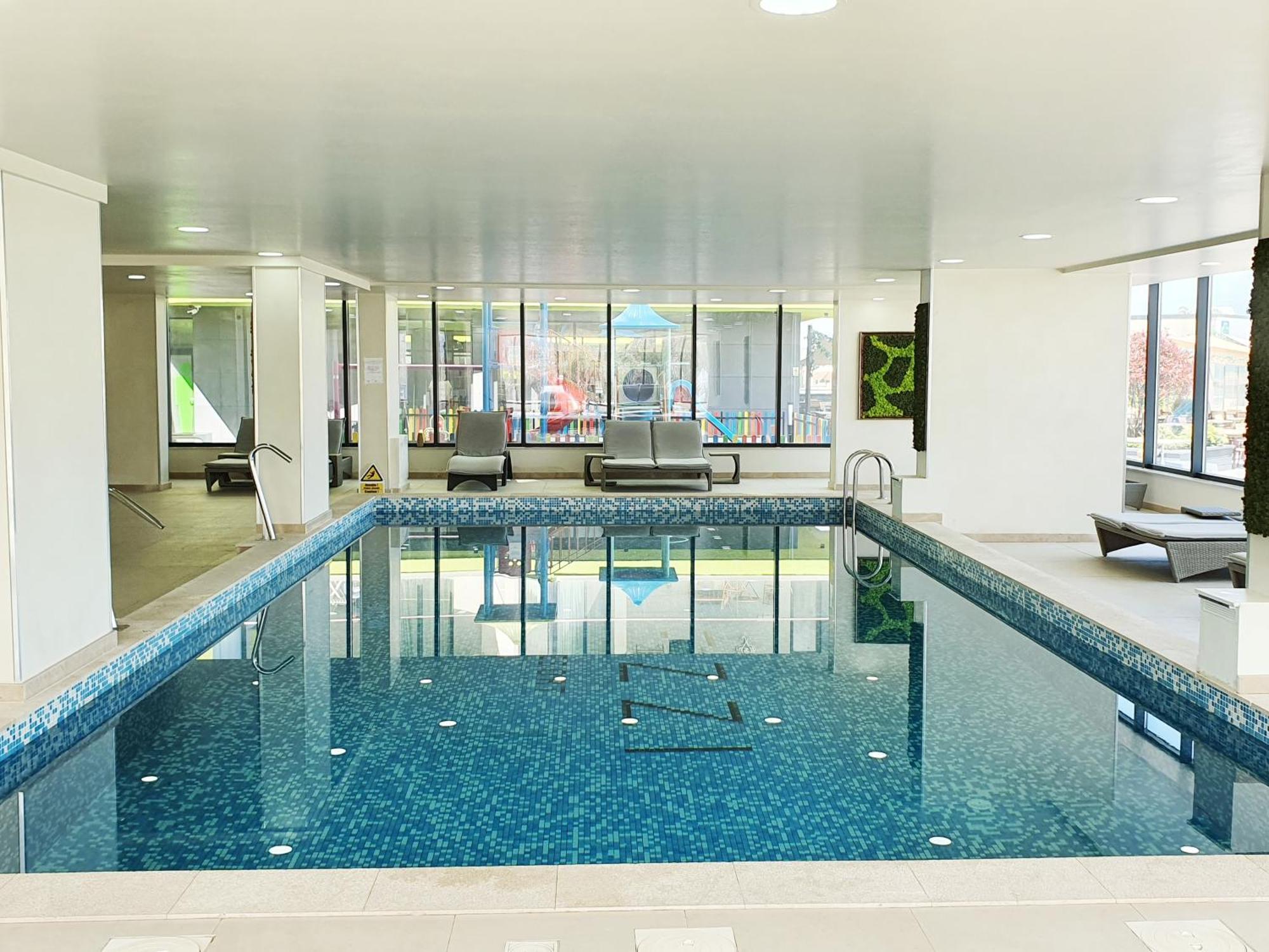Eka Studio - Pool & Spa Beach Resort Năvodari المظهر الخارجي الصورة